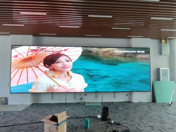 白云P1.53led小间距屏安装案例